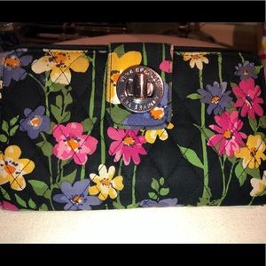 RFID Turnlock Wallet